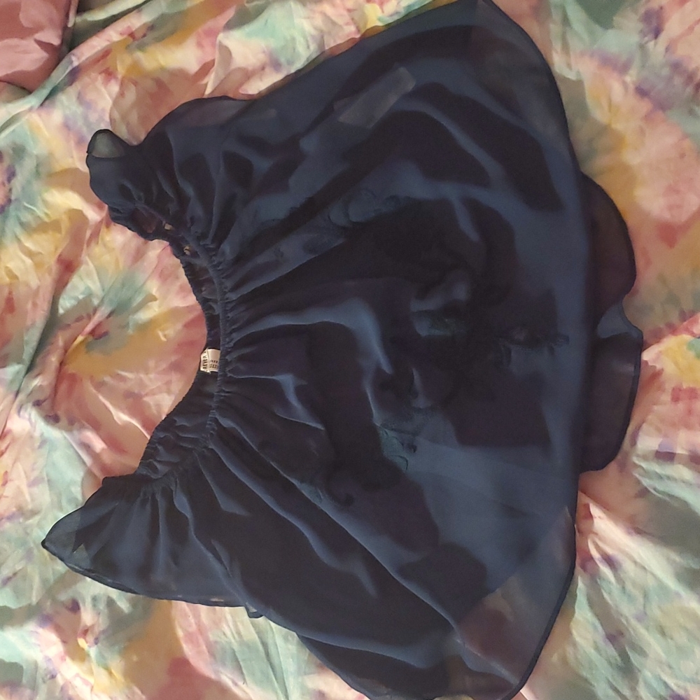 Sheer floral blouse sz m